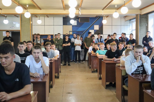 В Кемеровском профессионально-техническом техникуме прошли собрания со студентами, проживающими в общежитии